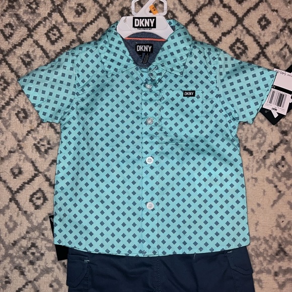 12-18 Month DKNY 2 Piece Set - Picture 2 of 6